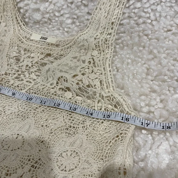 ISSI Boho Lace Crop Top - Picture 4 of 7